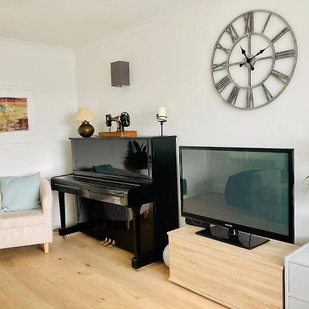 Welcoming Bungalow With Parking And Garden St Agnes  Eksteriør billede