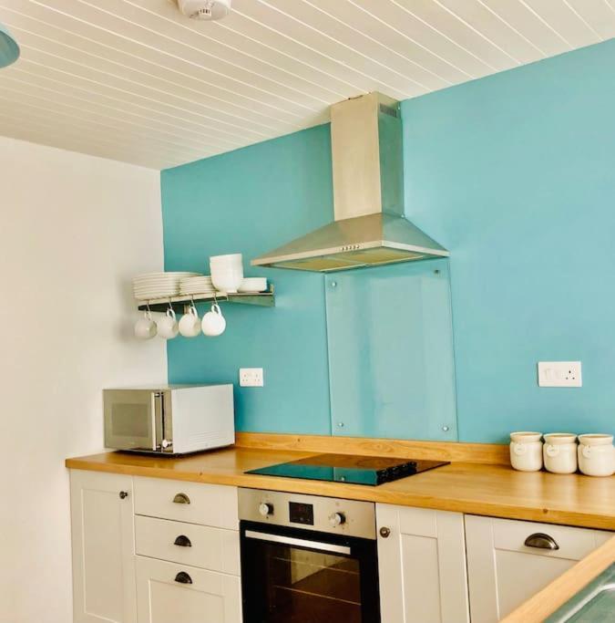 Welcoming Bungalow With Parking And Garden St Agnes  Eksteriør billede